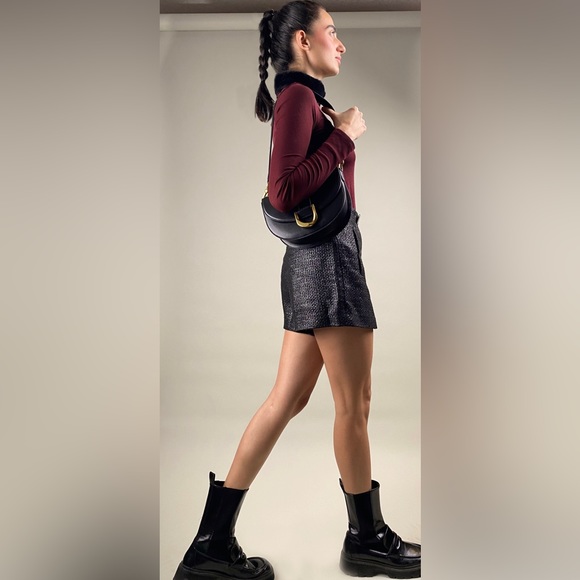 ZARA Maroon Stretchable Full Sleeve Top with Black Faux Fur Collar - Picture 1 of 10